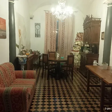 La Vista Sul Castello *