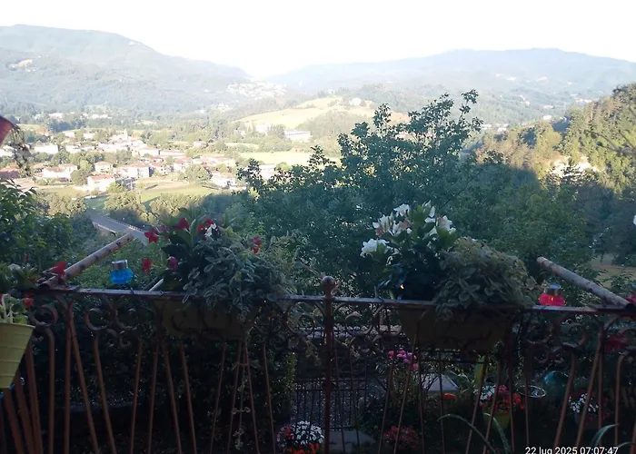 La Vista Sul Castello Lägenhet Compiano